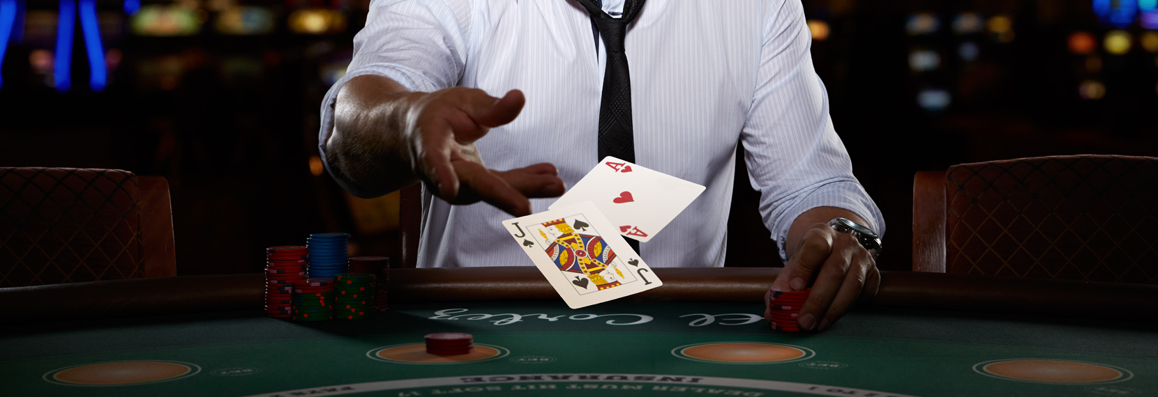 live casino blackjack with player and casino cards at table
